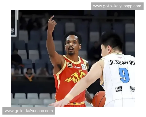 爵士队攻强守弱特点鲜明 客场比赛防守下限往往难以保证